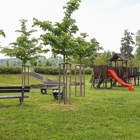Kemp Lanzov Campsite Lanzov